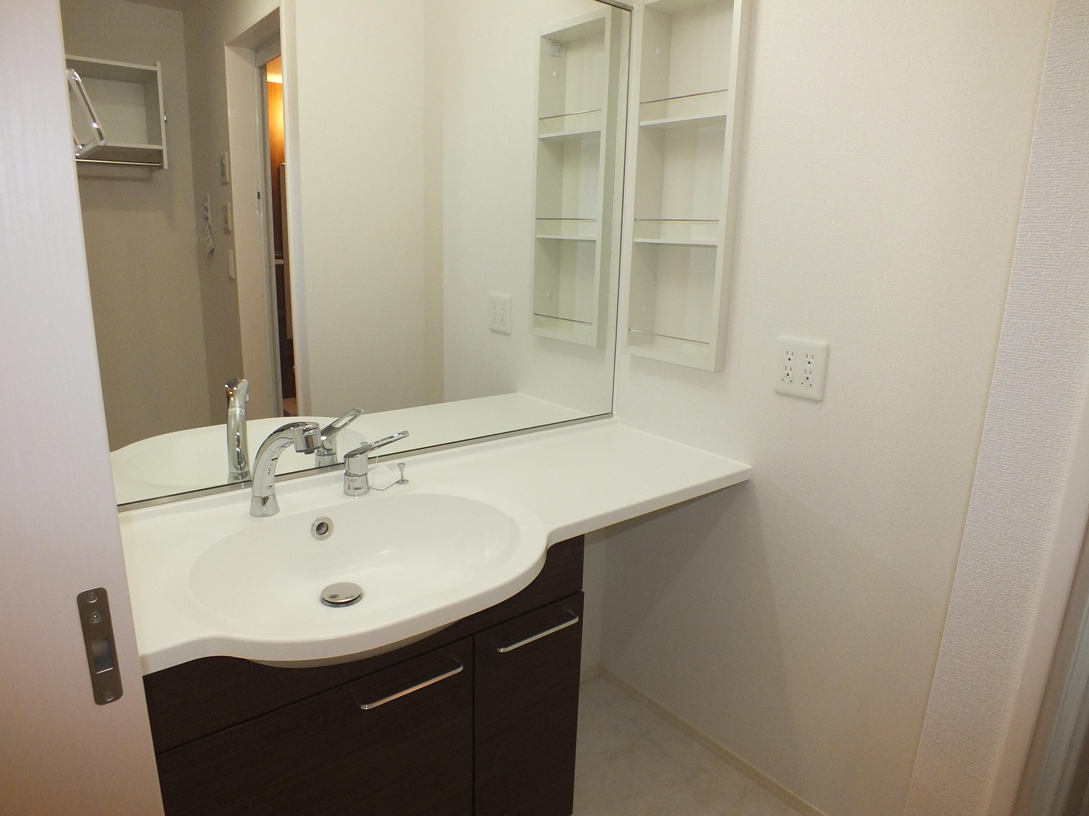 ハイネス湊高台